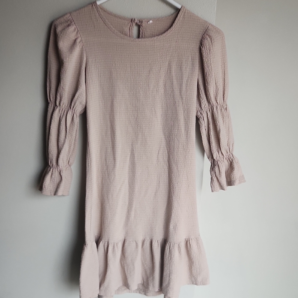 SHEIN Kids Casual Dress in Soft Beige